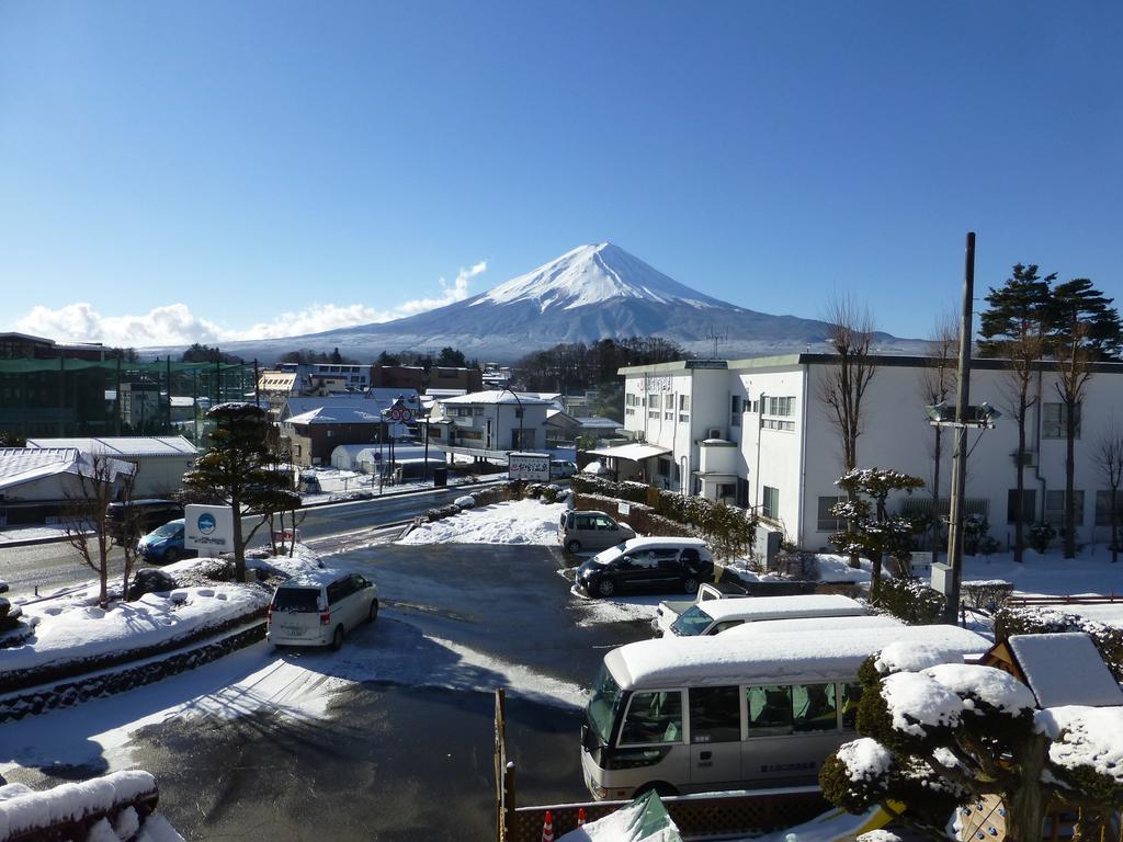 Kawaguchiko Lakeside Hotel Fujikawaguchiko Esterno foto